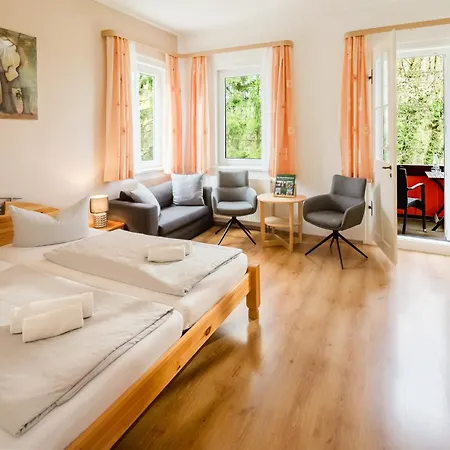 Waldgasthof Hainich Haus Hotel
