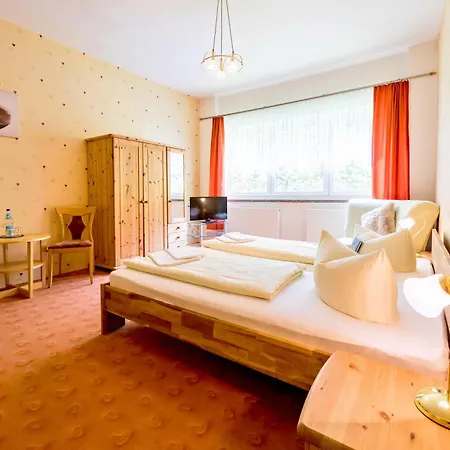 Hotel Waldgasthof Hainich Haus *